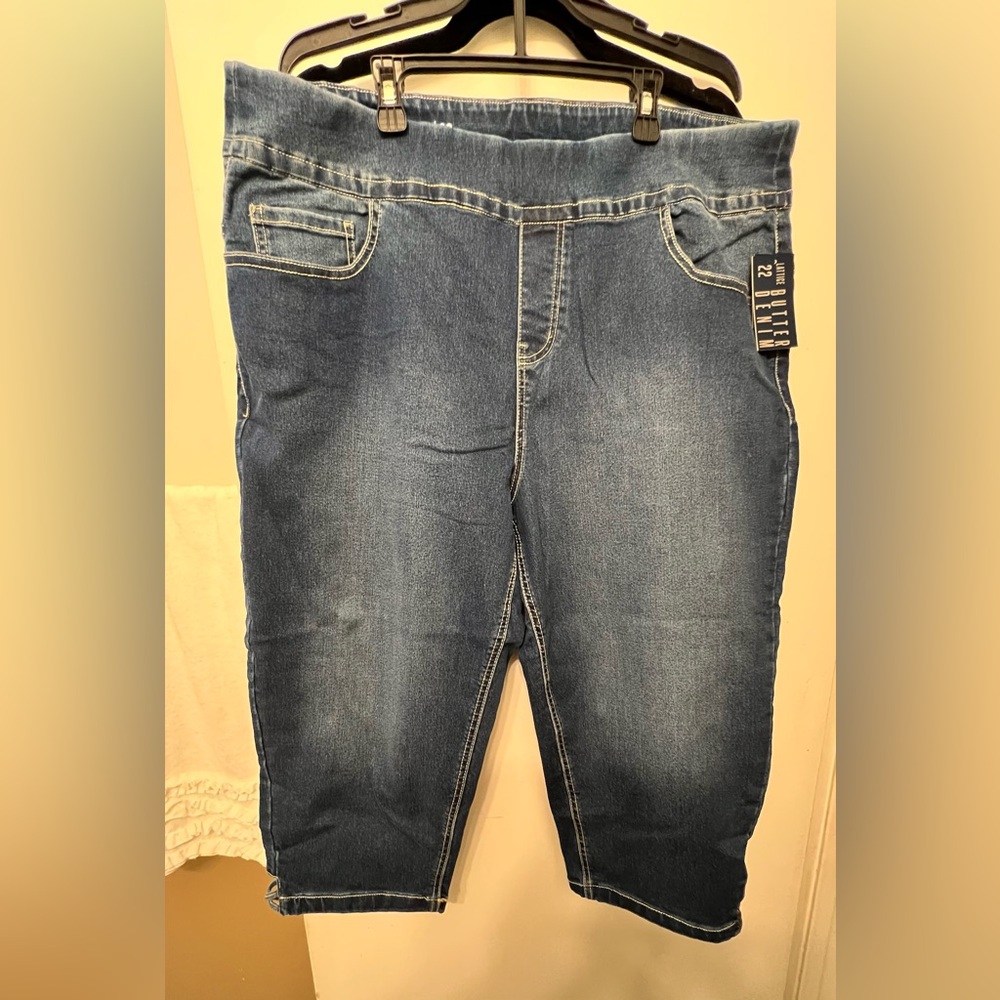 Blue Denim Capris Jeans